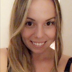 Meet your Posher, Christine